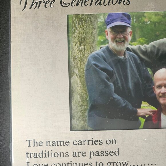 GANZ Aluminum 3 Generation Picture Frame Holds 5" By 7" Photo, New, Silver Tone - Picture 4 of 12